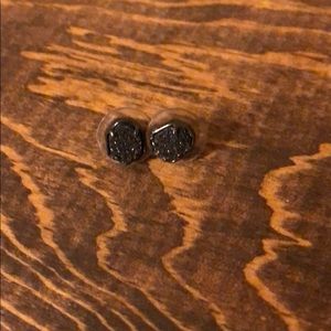 Kendra Scott black stud earrings